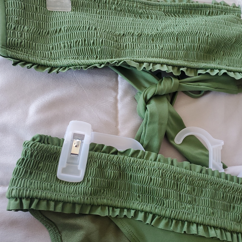 Green Bathing suitπ©± π - Picture 5 of 7